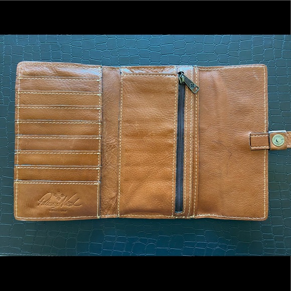 Patricia Nash Alava Wallet in Folklore - Picture 2 of 7